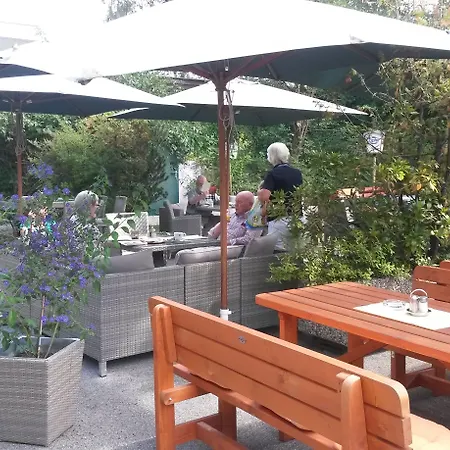 Hotel Linde 3*